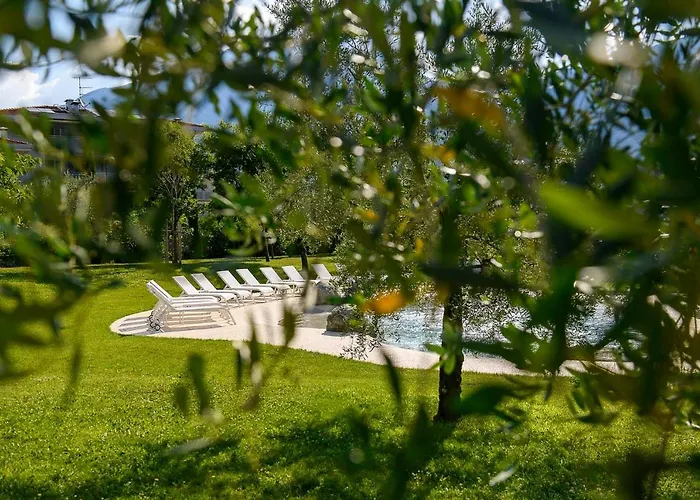 Borgo San Nazzaro Aparthotel Riva del Garda photo