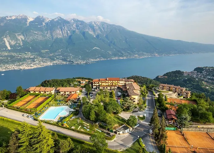 Hotel Pineta Campi Tremosine photo