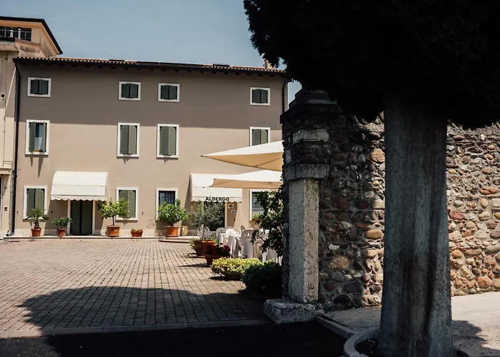Albergo La Meridiana Castelnuovo del Garda photo