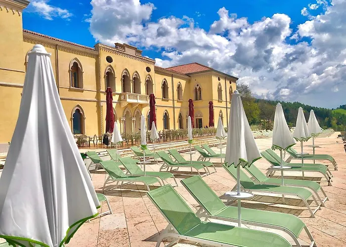 Parc Hotel San Pietro Spiazzi Di Caprino photo