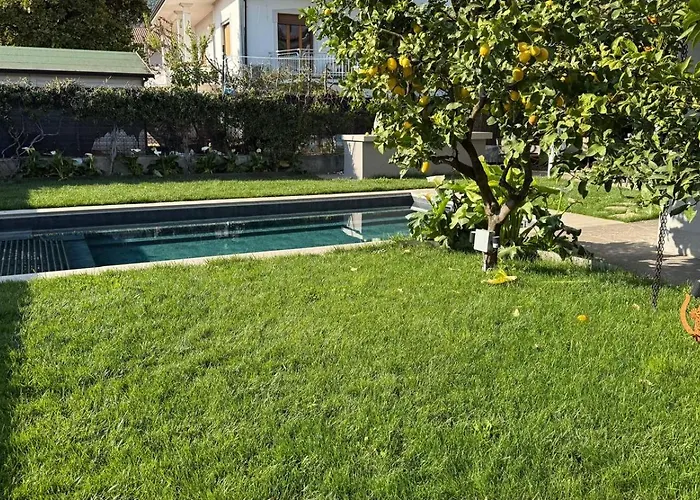 Villa Giulia Rooms & Bike Toscolano Maderno photo
