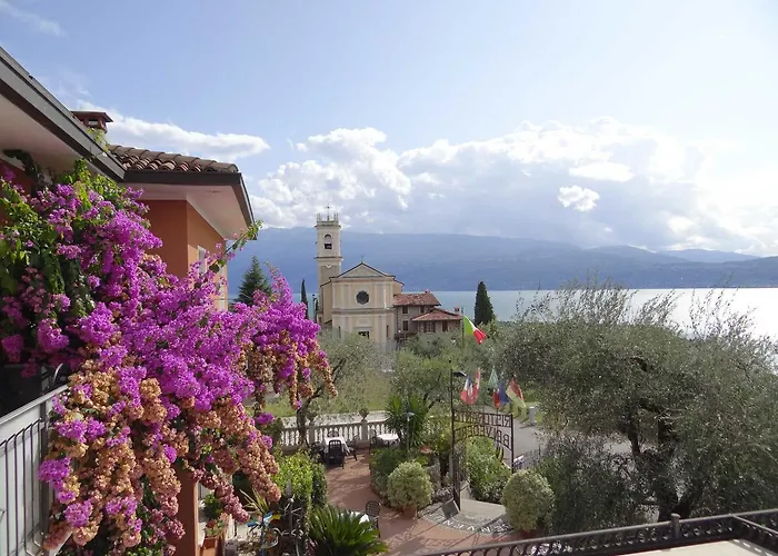 Belvedere Hotel & Villa Toscolano Maderno photo