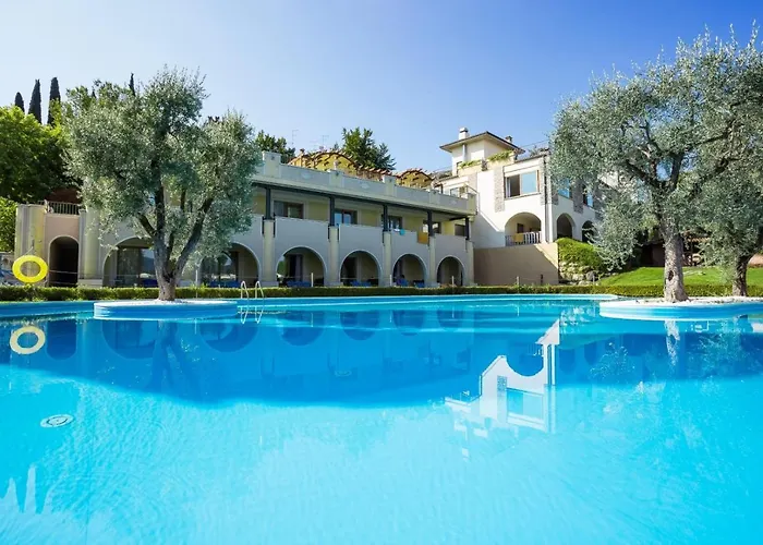 Hotel Porta Del Sole Soiano Del Lago photo